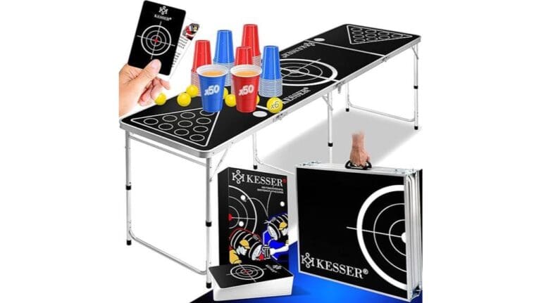 Der tragbare Kesser Beer-Pong-Tisch verfügt über ein Becher- und Ball-Setup mit Markendesign und Zielgrafiken. Die faltbare Tragetasche ermöglicht den einfachen Transport für unterwegs.